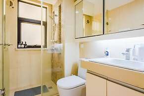 Locals Boutique Apartment Huafa Plaza 15