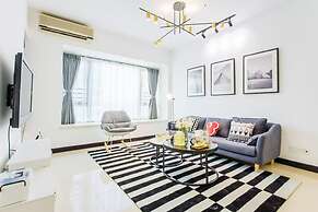 Locals Boutique Apartment Huafa Plaza 15
