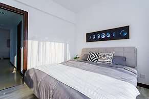 Locals Boutique Apartment Huafa Plaza 15