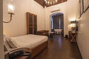 Gulf Hotel Colaba