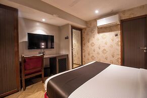 Gulf Hotel Colaba