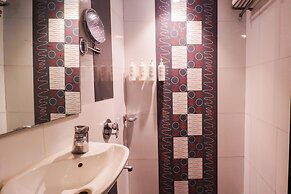 Gulf Hotel Colaba