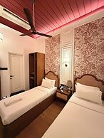 Gulf Hotel Colaba