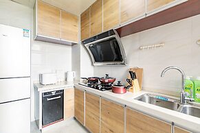 Locals Boutique Apartment Huafa Plaza 23