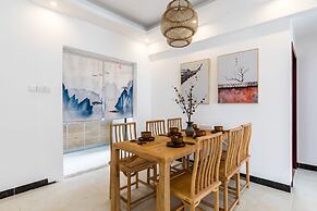 Locals Boutique Apartment Huafa Plaza 23