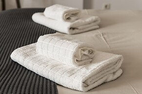 Syros Wellness Luxury Suites