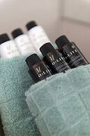 Syros Wellness Luxury Suites