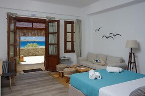 Syros Wellness Luxury Suites