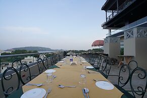 The Ramvilas - A Rooftop Lake View Hotel in Udaipur