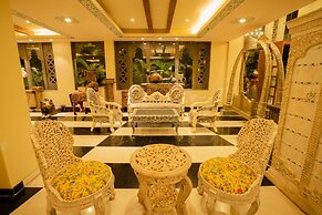 The Ramvilas - A Rooftop Lake View Hotel in Udaipur