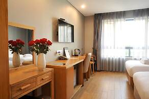 Imperial Saigon Hotel