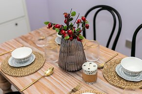 Locals Boutique Apartment Huafa Plaza 24