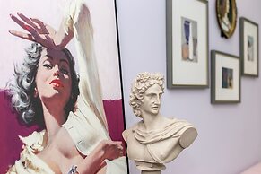 Locals Boutique Apartment Huafa Plaza 24