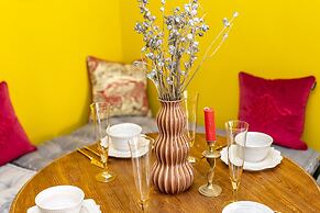 Locals Boutique Apartment Huafa Plaza 25