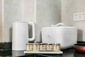 Locals Boutique Apartment Huafa Plaza 25