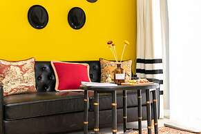 Locals Boutique Apartment Huafa Plaza 25