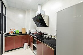 Locals Boutique Apartment Huafa Plaza 25