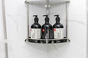 Locals Boutique Apartment Huafa Plaza 26