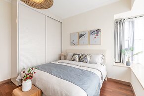 Locals Boutique Apartment Huafa Plaza 26