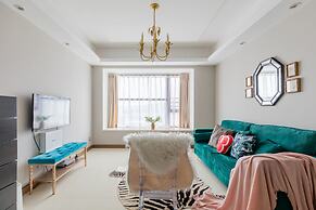 Locals Boutique Apartment Huafa Plaza 28
