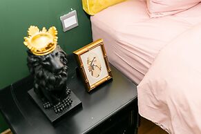 Locals Boutique Apartment Huafa Plaza 28