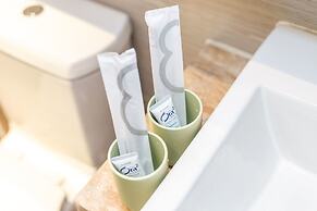 Locals Boutique Apartment Huafa Plaza 28