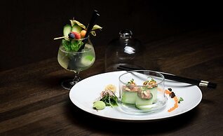 KPM Hotel & Residences