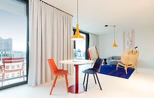 KPM Hotel & Residences