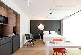 KPM Hotel & Residences