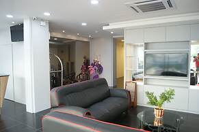 Double Happiness Hotel