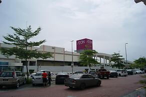 Double Happiness Hotel