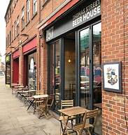 Stunning Penthouse in NQ, City Centre ! Sleeps 8