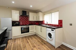 Stunning Penthouse in NQ, City Centre ! Sleeps 8