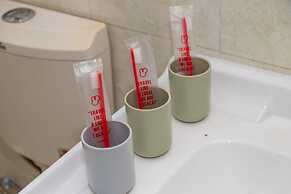 Locals Boutique Apartment Huafa Plaza 31