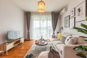 Locals Boutique Apartment Huafa Plaza 31