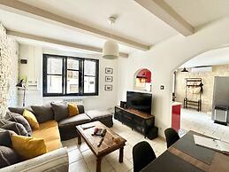 Home 12 