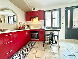 Home 12 