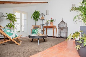 Home 12