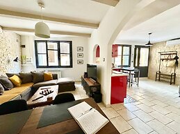 Home 12