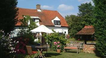 Cornfields Hotel & Restaurant