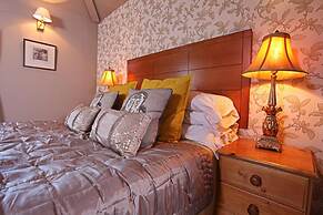 Cornfields Hotel & Restaurant
