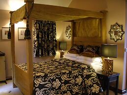 Cornfields Hotel & Restaurant