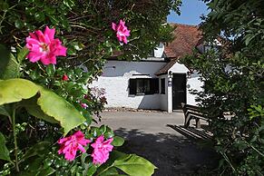 Cornfields Hotel & Restaurant