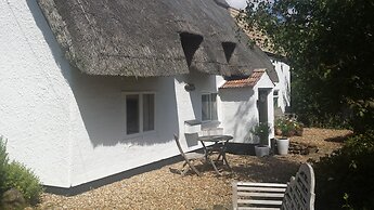 Cornfields Hotel & Restaurant