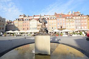 Elegant Apartment Market Square