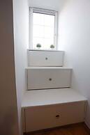 Elegant Apartment Market Square