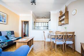 Elegant Apartment Market Square