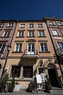 Elegant Apartment Market Square