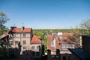 Elegant Apartment Market Square