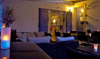 Escale au soleil Hôtel et Appartement